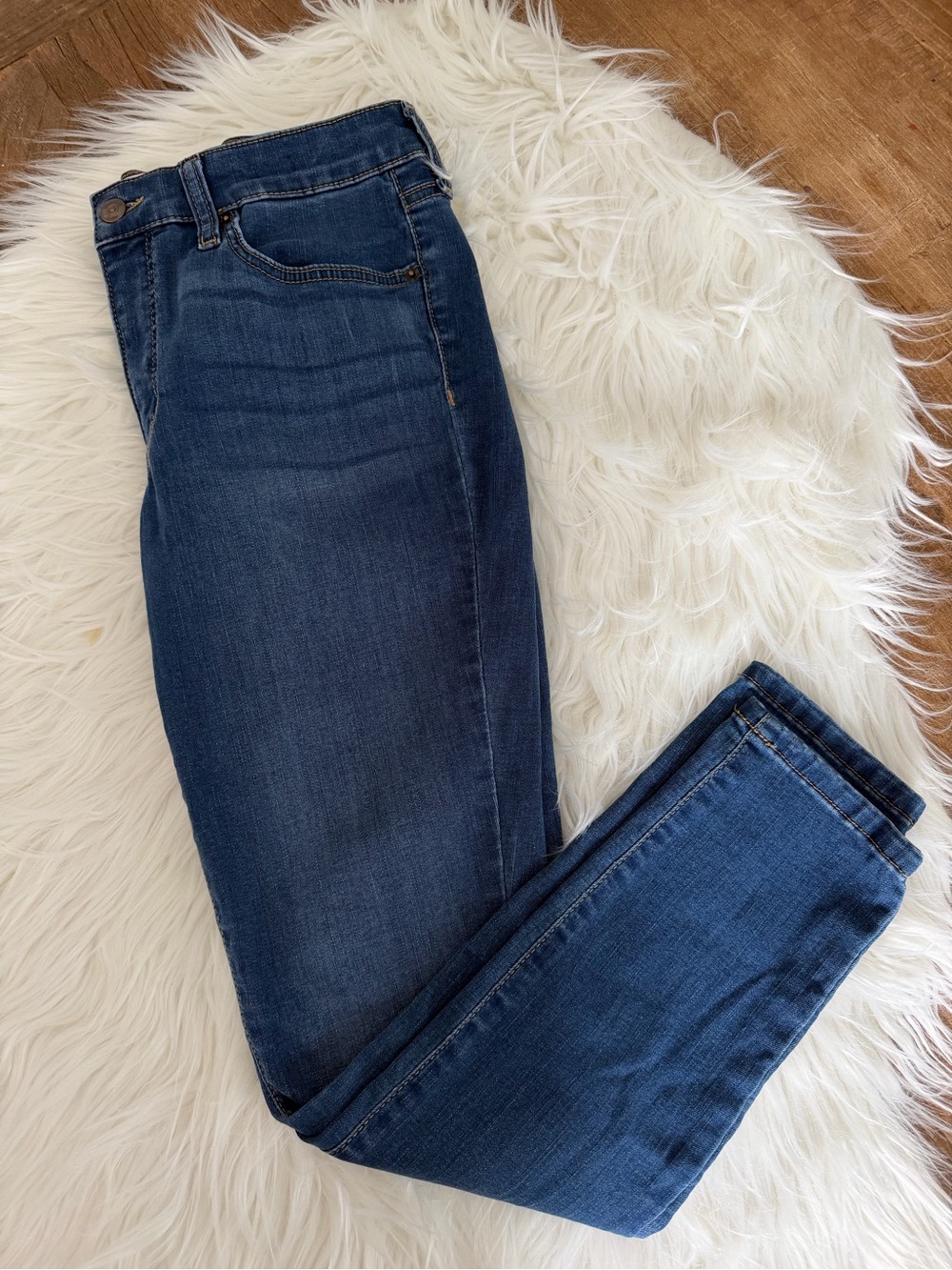 crown & ivy Women’s Dark Wash Skinny Jeans Stretch Size 8